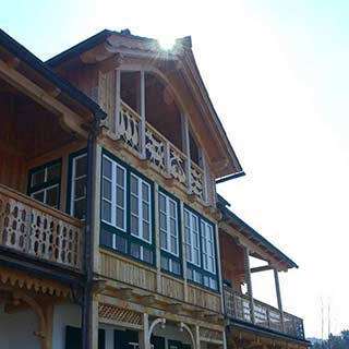 ZEBAU Zimmerei | Veranda im Salzkammergut