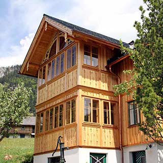 ZEBAU Zimmerei | Veranda im Salzkammergut