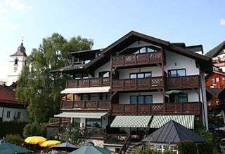 Building Company ZEBAU | Restoration and renovation of hotels in the Salzkammergut
