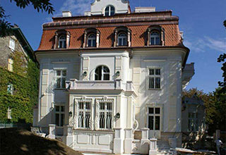 Building Company ZEBAU | Complete refurbishment of a Villa in Vienna